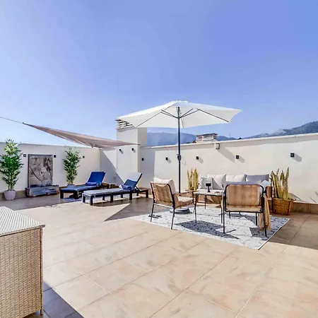 Apartment Rooftop Oasis Fuengirola